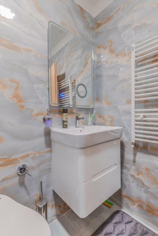 The Spot - Fully Equipped, Central, Modern Studio By Flat Mаnager Sofia Exterior photo